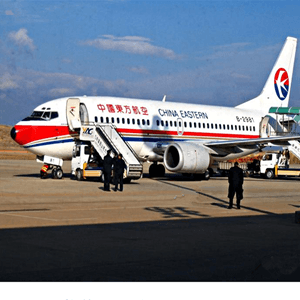 湛江吴川航空空运航空快运业稳步发展的原因是什么？